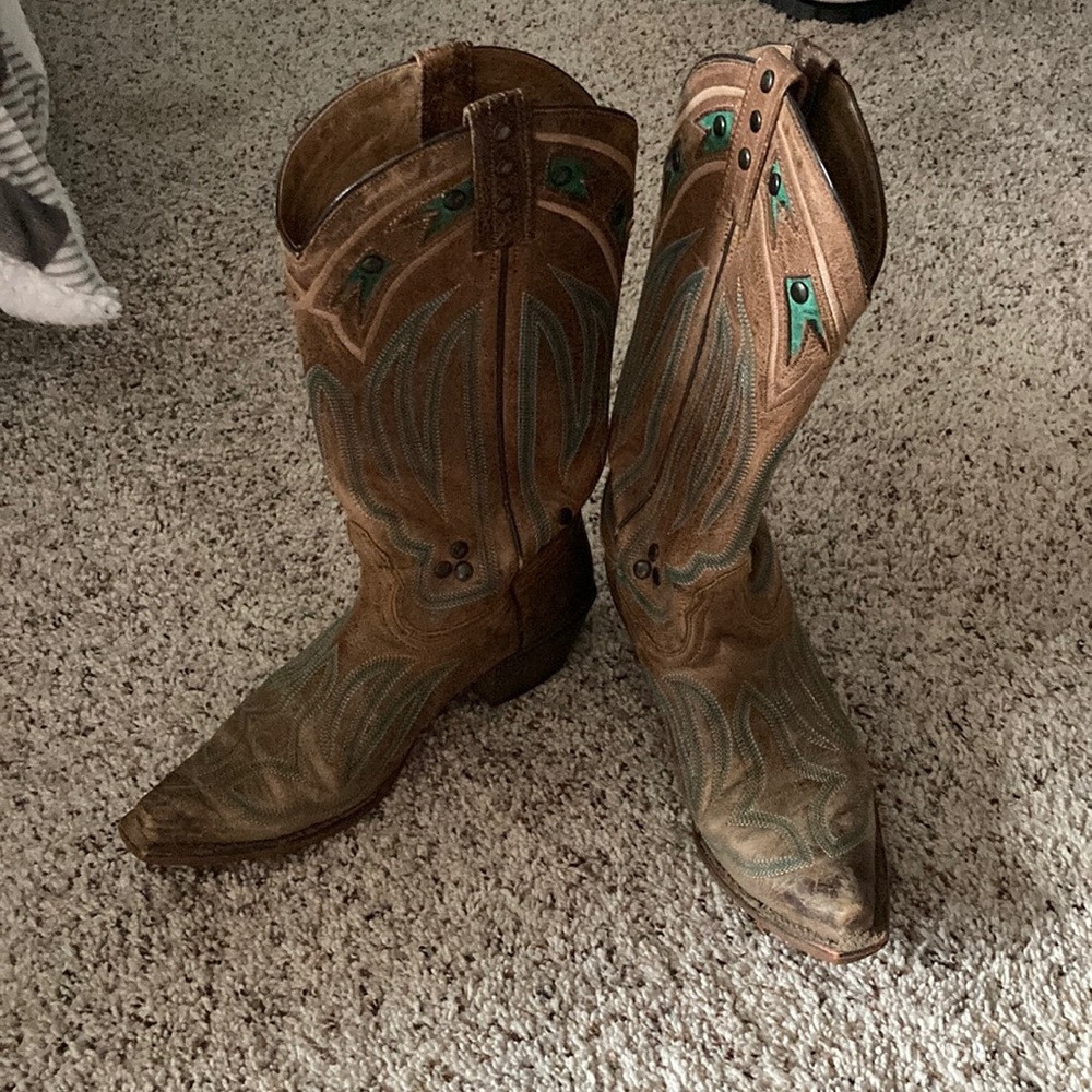 Tony Lama cowgirl boots